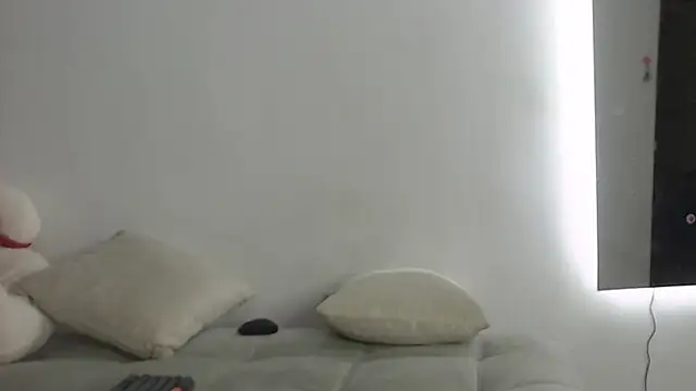 MissDolluxe online show from July 25, 5:47 am