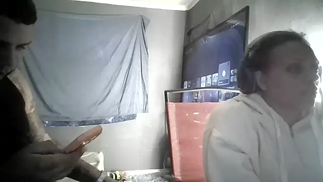 SHY QUINN online show from March 29, 9:03 pm