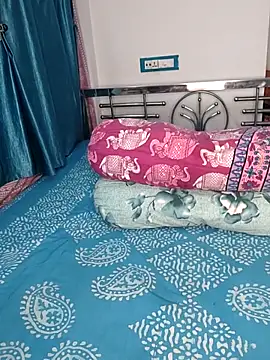 CamGirl Neha online show from June 16, 8:10 pm