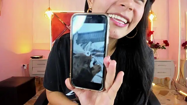 SamanthaColen  online show from April 20, 8:56 pm