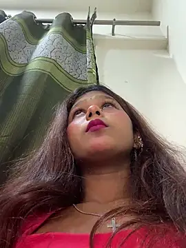 Cutiepie- online show from April 29, 6:24 pm