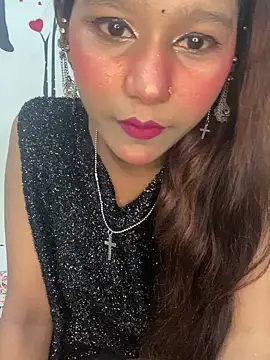 Cutiepie- online show from May 5, 6:44 pm