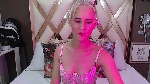 Alina Valmont online show from June 8, 2:40 pm