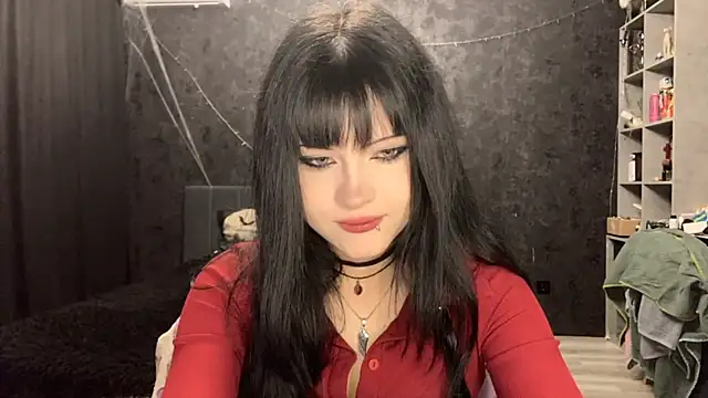 EmilyEmbears online show from April 27, 5:15 am
