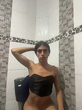 luna duque online show from May 24, 8:52 pm