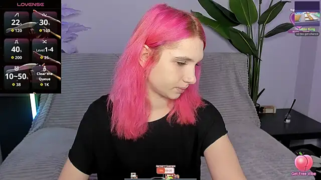 Kitty Blondie online show from April 21, 2:51 am