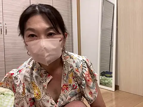 lemonade madame online show from July 7, 12:41 pm