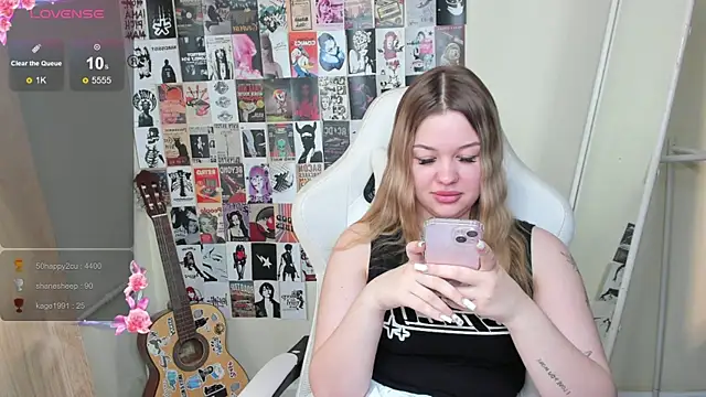 AmeliePeach online show from May 24, 2:54 am