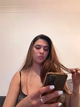 catalinaso online show from April 4, 10:30 pm