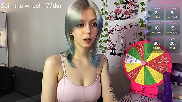 LunaBless online show from June 4, 3:16 pm