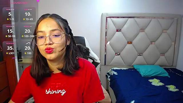 Zoe and jackk  online show from May 15, 8:44 pm