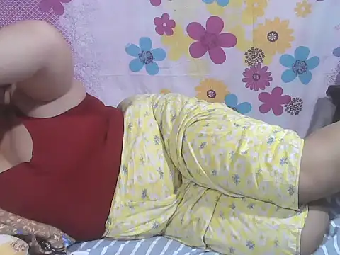 MochaMami Love online show from May 2, 4:05 am