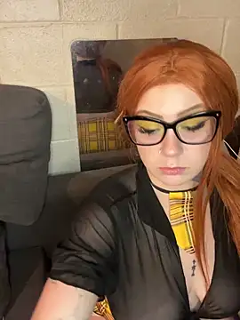 KarmaValentina online show from May 19, 5:47 am