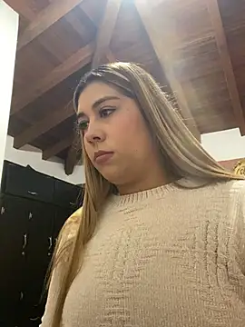  BellaSmith  online show from May 27, 11:51 am
