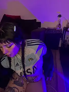 cherryxxox online show from June 28, 8:54 am