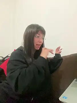 cherryxxox online show from June 12, 4:31 am