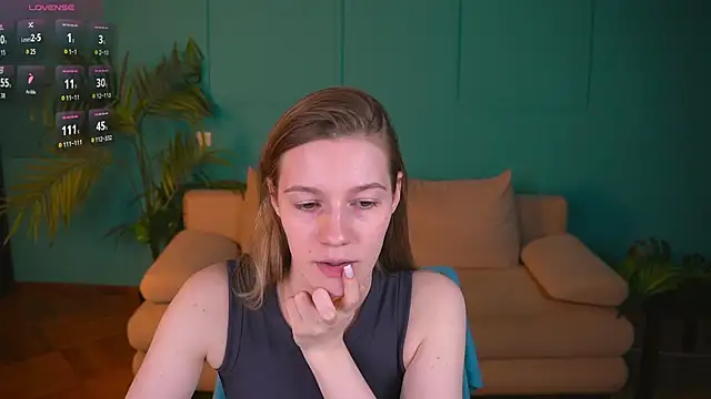 Vanessa   Lui online show from June 8, 3:02 pm