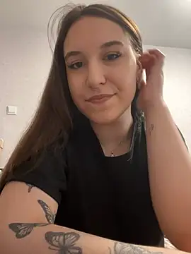 RiannaBrown online show from April 23, 3:58 am