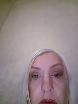 Julia20X online show from April 12, 7:49 pm