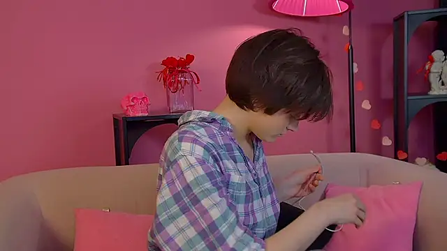 RitaRoses online show from April 20, 6:33 pm