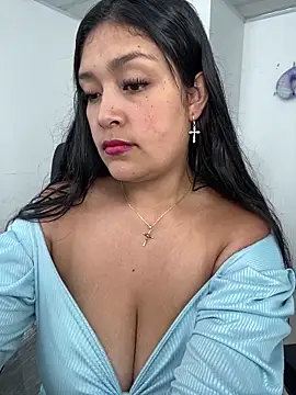 Simplemente Aurora online show from June 6, 9:32 pm