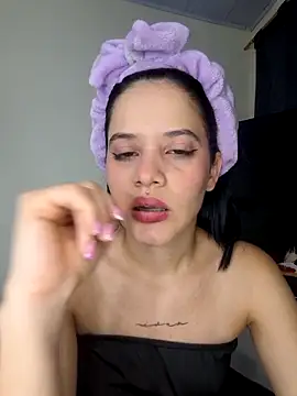franchezkacarsonn online show from May 22, 12:03 pm