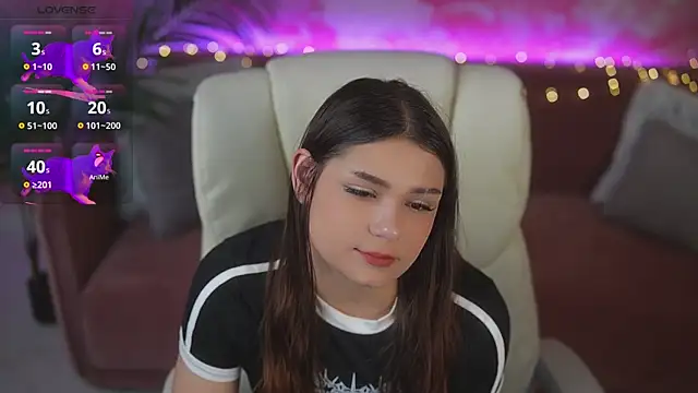 MeJessieDream online show from April 9, 1:38 pm