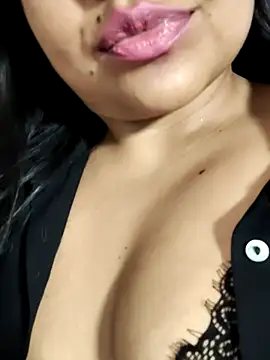 alisonnturbay online show from July 2, 3:17 am