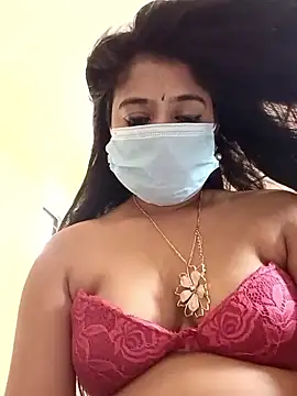 dearmona00 online show from June 18, 9:14 am