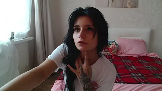 The Slutty Fox online show from July 7, 8:51 am