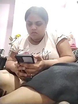hotsilk21 online show from April 29, 5:40 pm