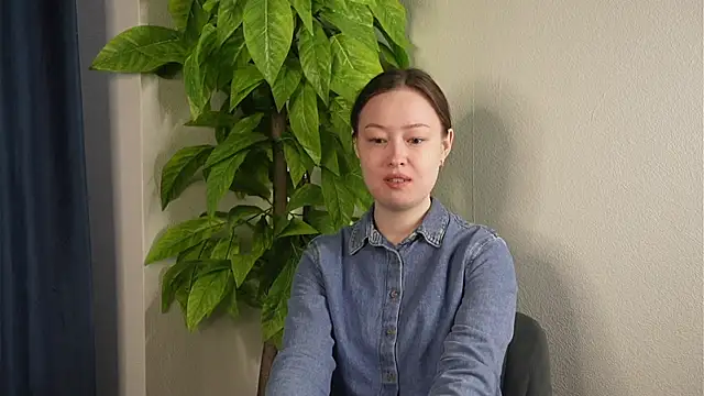 DanilleMincher online show from April 13, 4:25 am