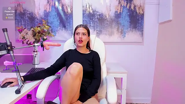 madydoll  online show from July 4, 8:49 pm