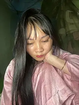 Kim Kelly online show from April 18, 7:58 pm