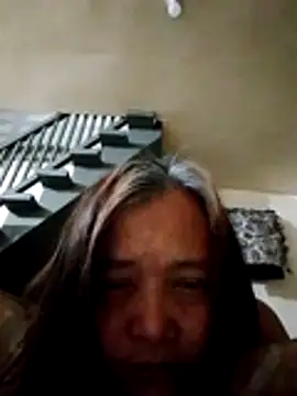 jeanyummytits online show from May 31, 12:00 pm