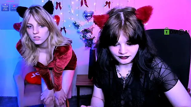 nikki kiss  online show from May 11, 7:11 pm