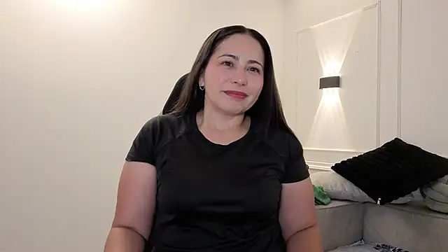 valeriavg online show from June 15, 11:21 am