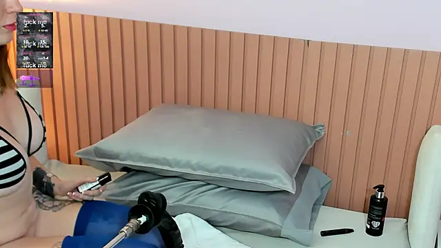 Cinthiarosew online show from April 19, 8:00 pm