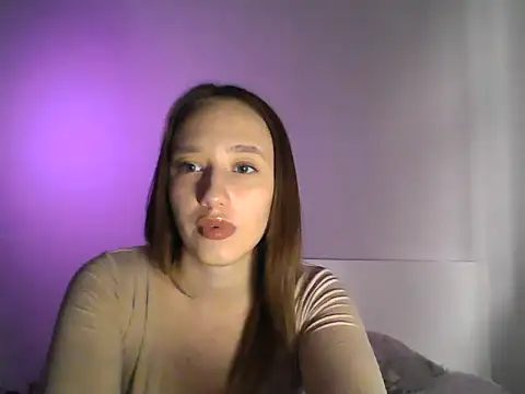 DarkMirel online show from April 20, 2:42 pm