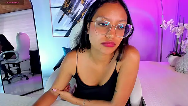 miel ambar online show from May 26, 9:03 pm