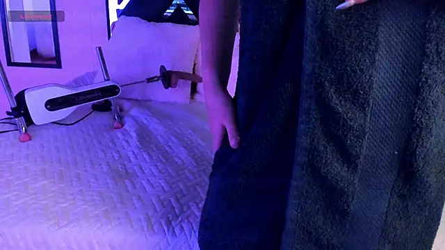 Naomi baby1 online show from April 18, 7:07 pm