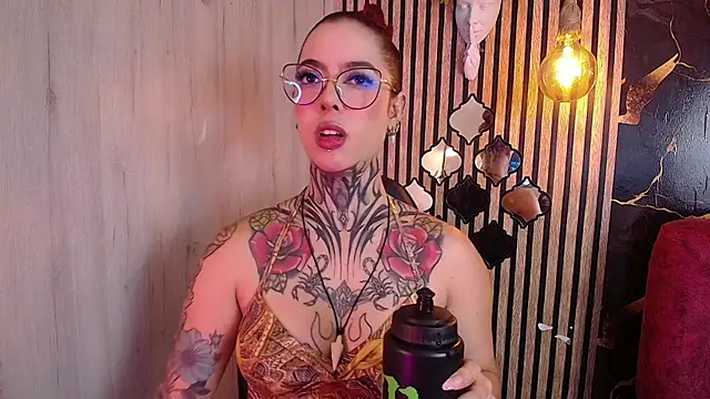 Atenea Red online show from June 24, 10:31 pm