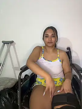 nikki hots sex online show from May 14, 6:41 am