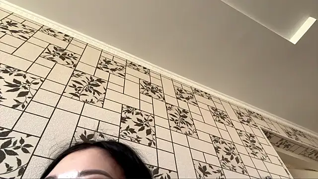 wildnikaanyx online show from April 14, 7:30 am