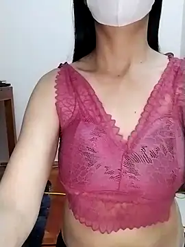 Linh Nhii online show from April 16, 8:36 am