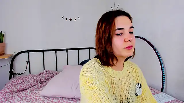 LiyaFly online show from June 11, 2:47 pm