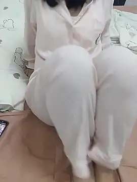 leexmm online show from April 20, 11:13 am