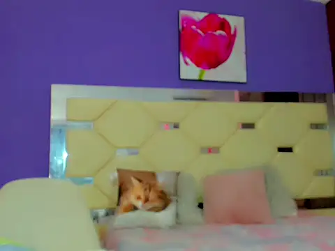 Dollcute  online show from April 15, 9:21 am