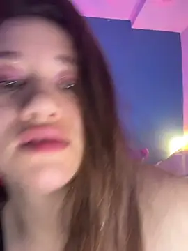 Samantha-Collinss online show from April 21, 10:33 am