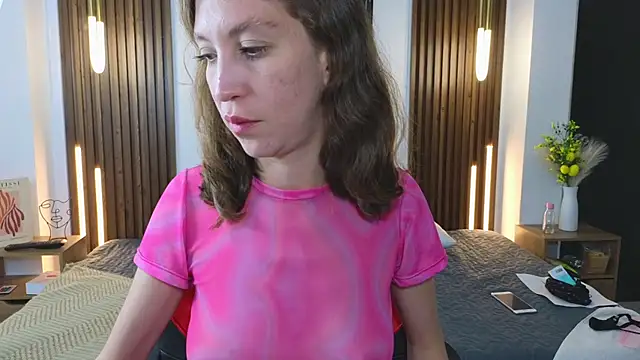 Sun 20  online show from April 15, 3:12 pm